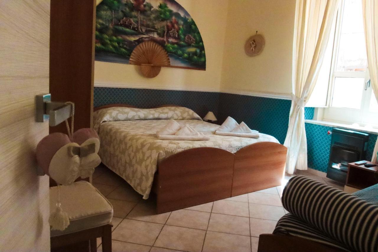 Olimpo Degli Dei Bed and Breakfast Napoli Eksteriør billede