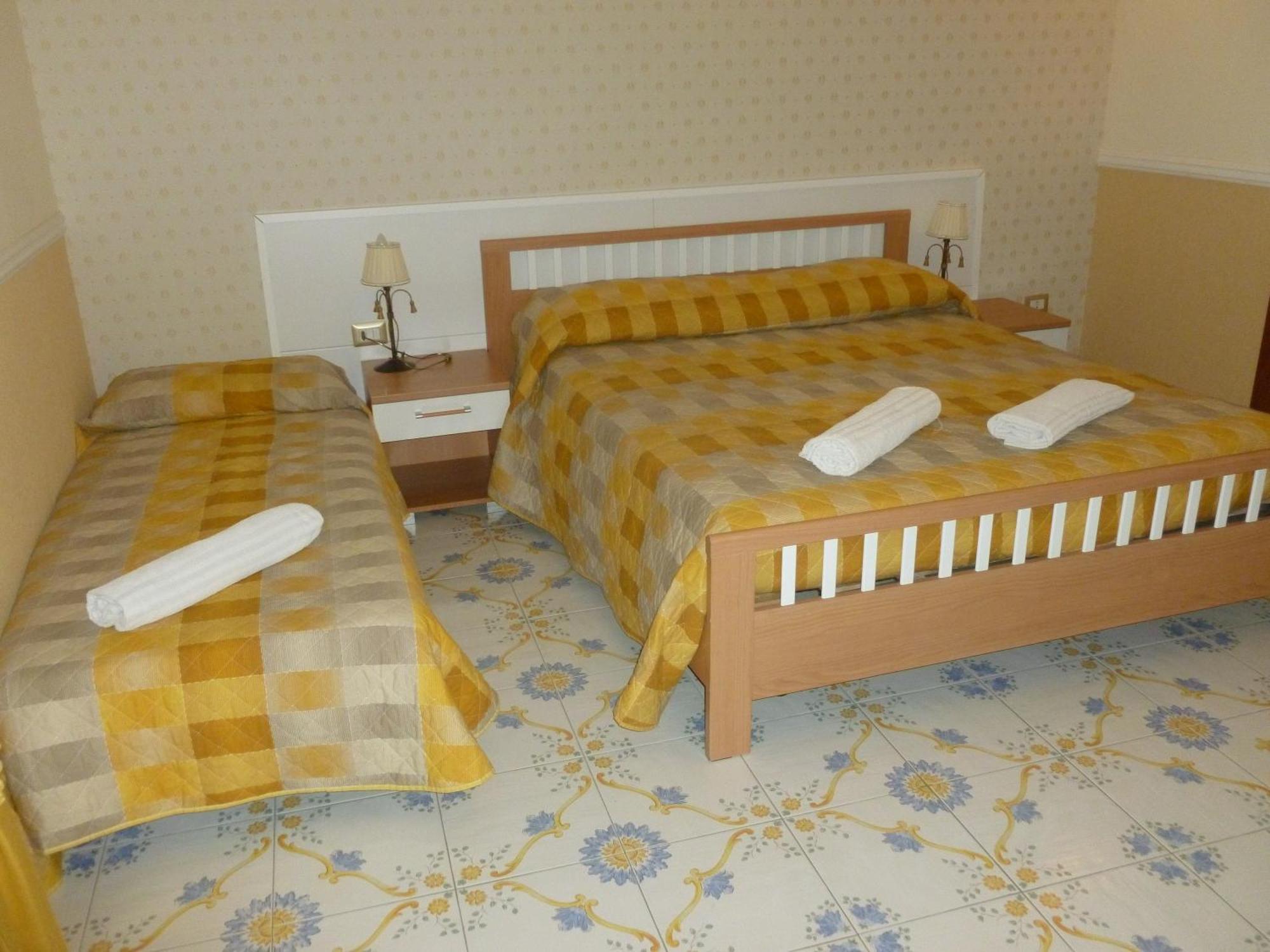 Olimpo Degli Dei Bed and Breakfast Napoli Værelse billede