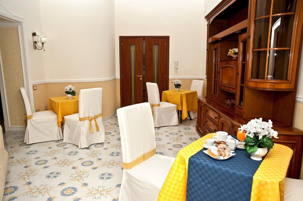Olimpo Degli Dei Bed and Breakfast Napoli Eksteriør billede