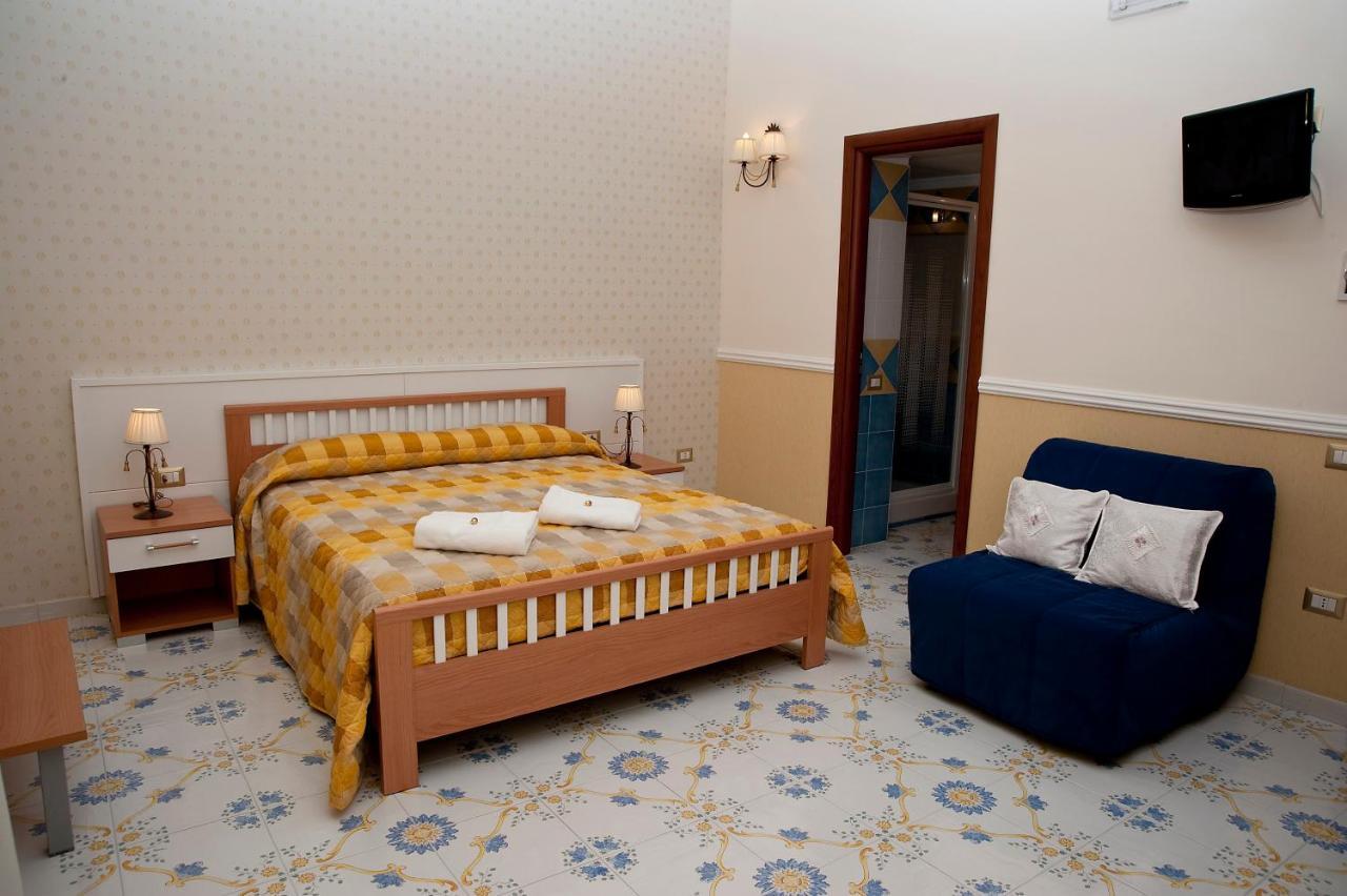 Olimpo Degli Dei Bed and Breakfast Napoli Eksteriør billede